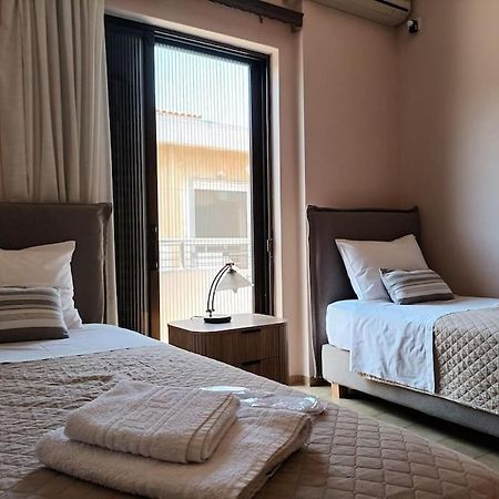 Ippokampos Seaside Artemida Appartement Buitenkant foto